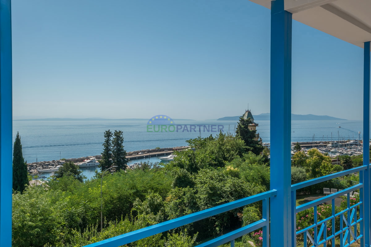 Trilocale con vista mare e 50m dalla spiaggia, Dintorni di Abbazia