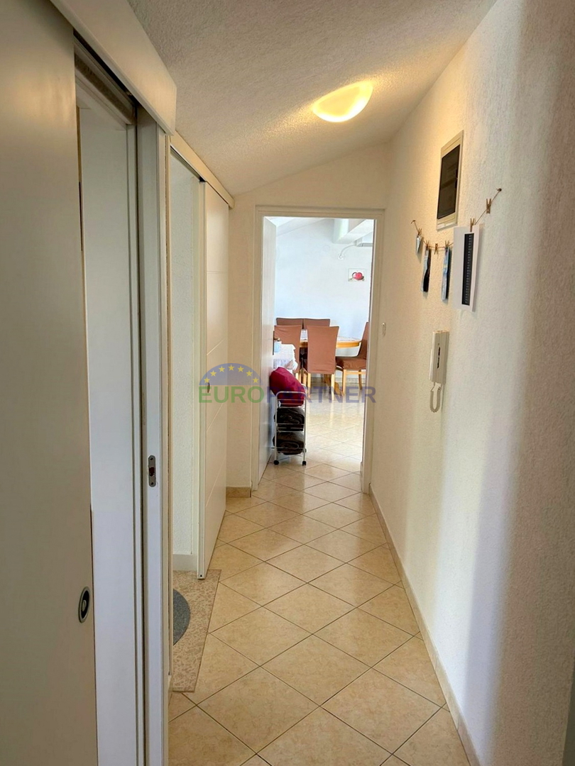 VABRIGA-VENDESI APPARTAMENTO CON VISTA MARE APERTA