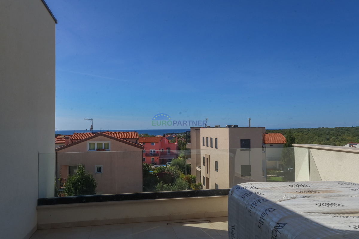 Moderna casa a schiera vicino al mare e alla città di Poreč