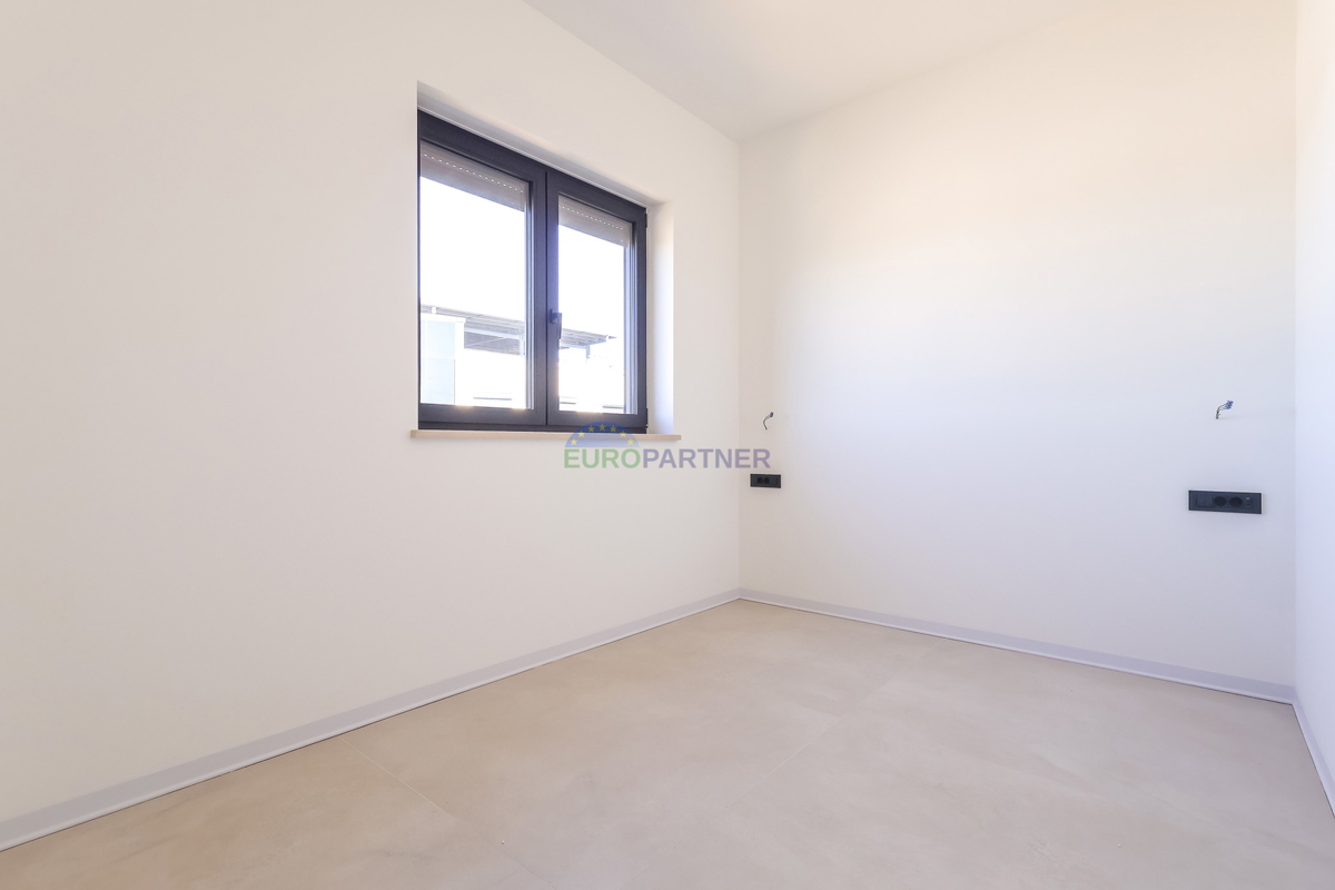 Moderna casa a schiera vicino al mare e alla città di Poreč