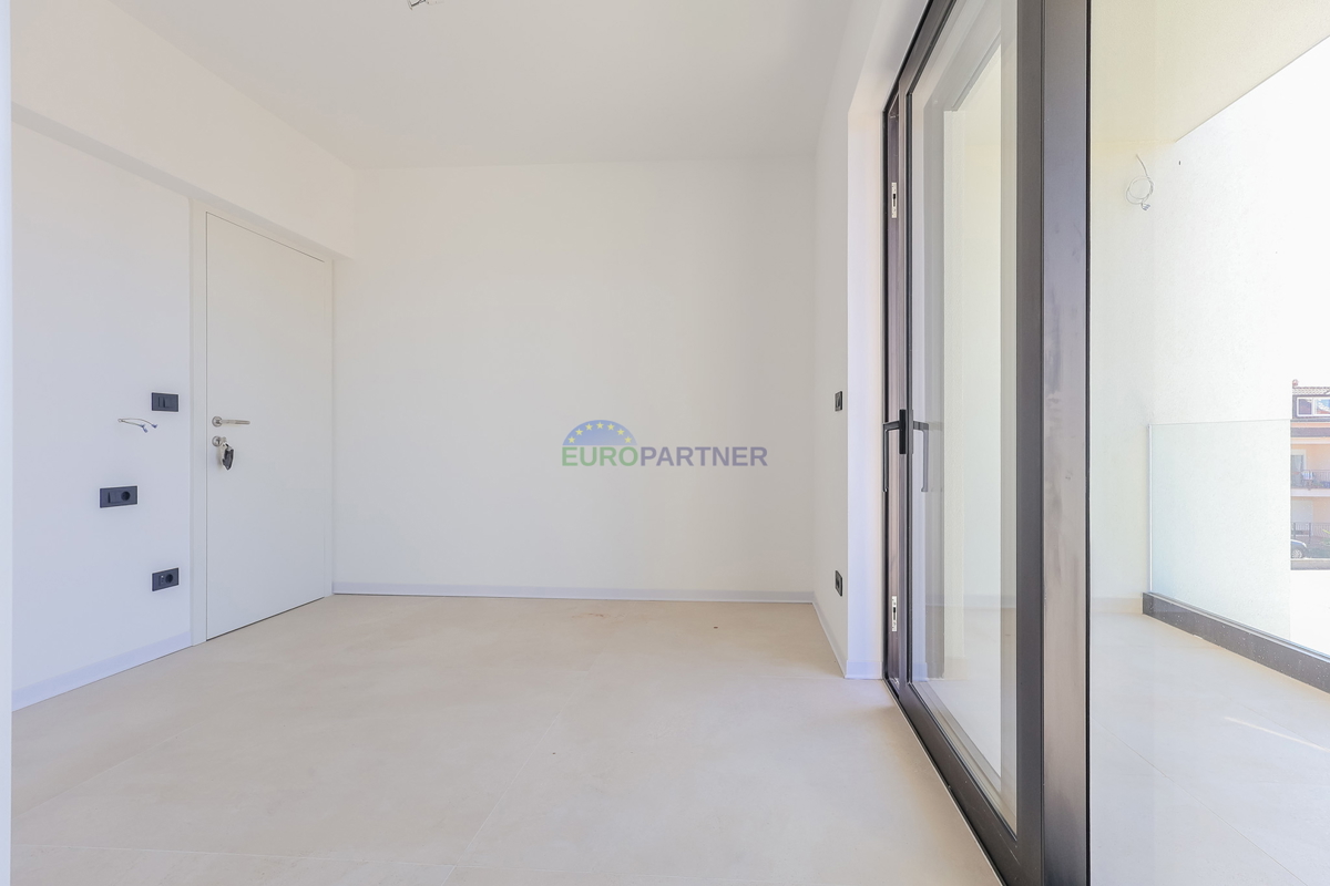 Moderna casa a schiera vicino al mare e alla città di Poreč