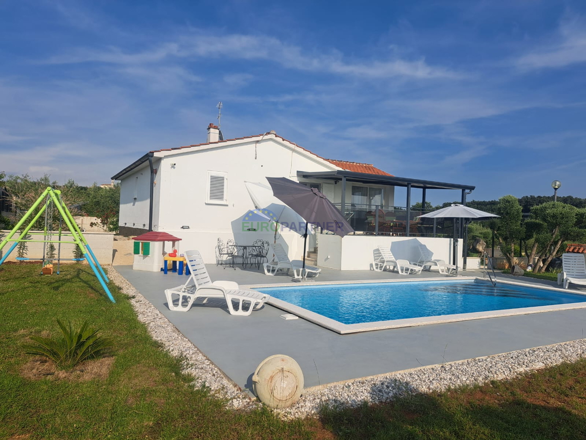 Istria, Visignano, villa con un bellissimo giardino