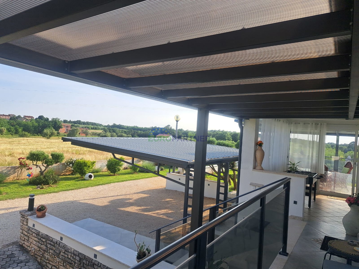 Istria, Visignano, villa con un bellissimo giardino