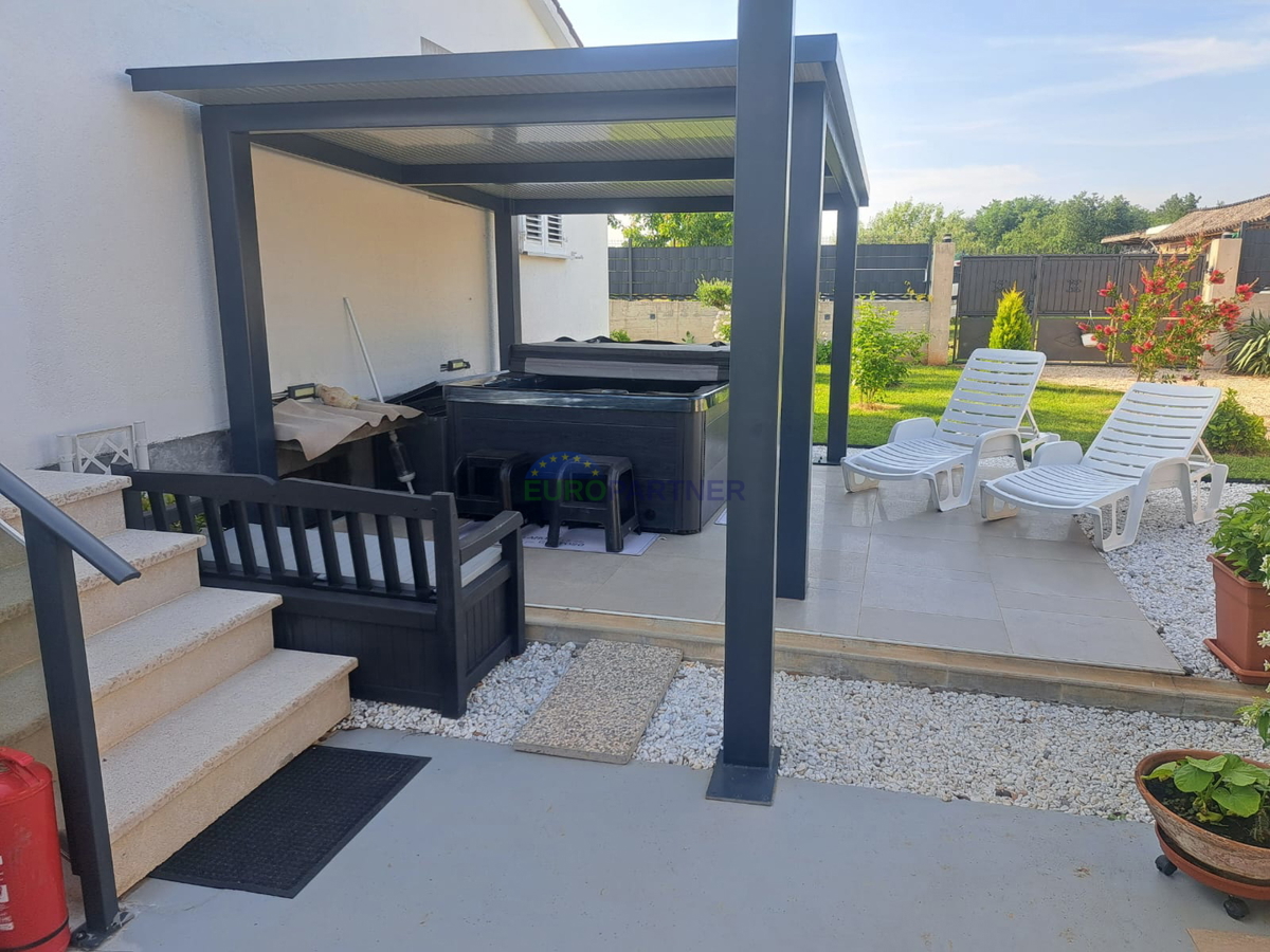 Istria, Visignano, villa con un bellissimo giardino