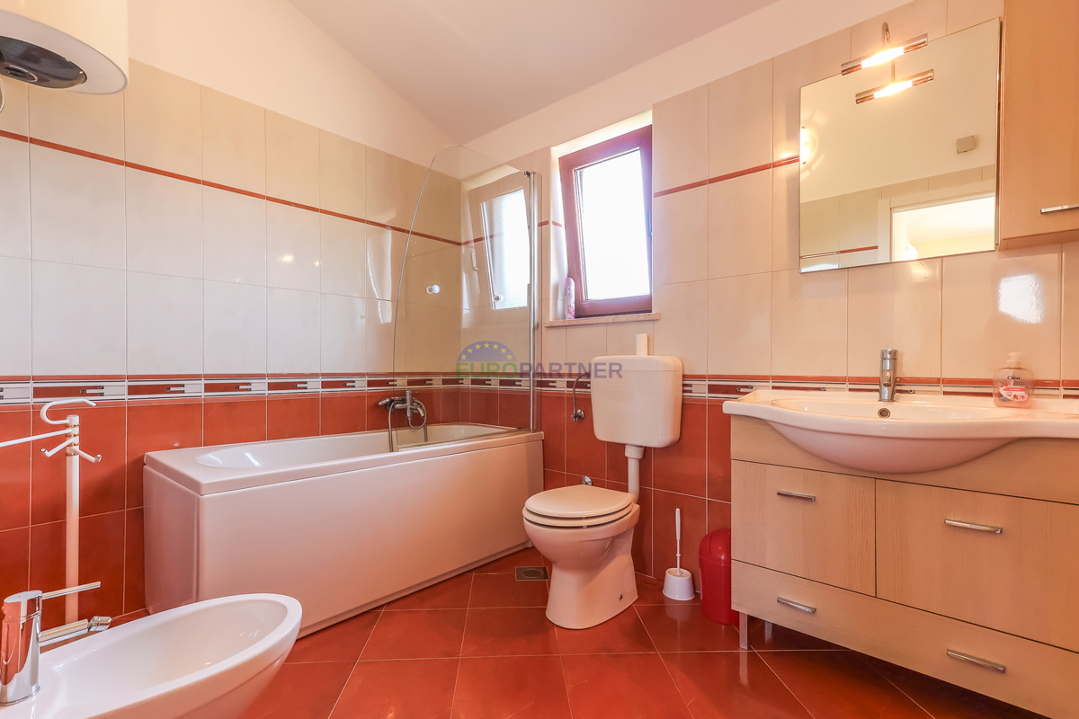 Prekrasna mediteranska vila, okolica Poreča