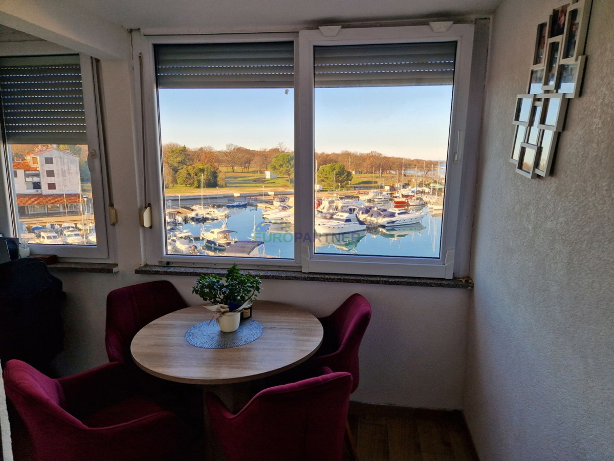 Appartamento prima fila mare, Poreč, Červar-Porat