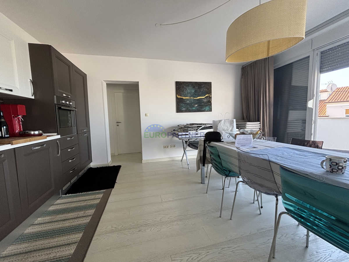 Istria, Novigrad, appartamento di design con vista mare