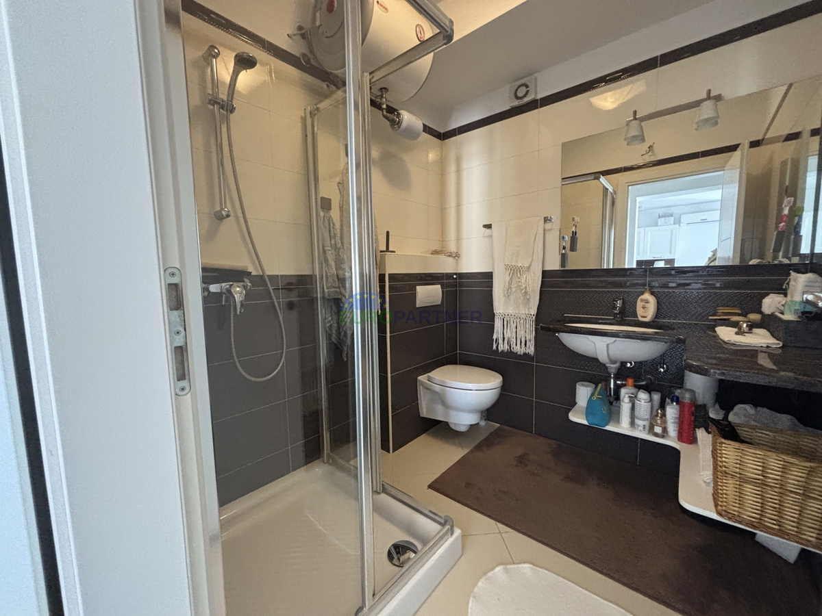 Istria, Novigrad, appartamento di design con vista mare