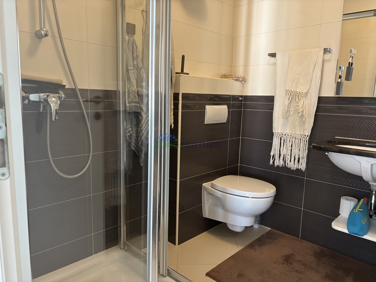 Istria, Novigrad, appartamento di design con vista mare