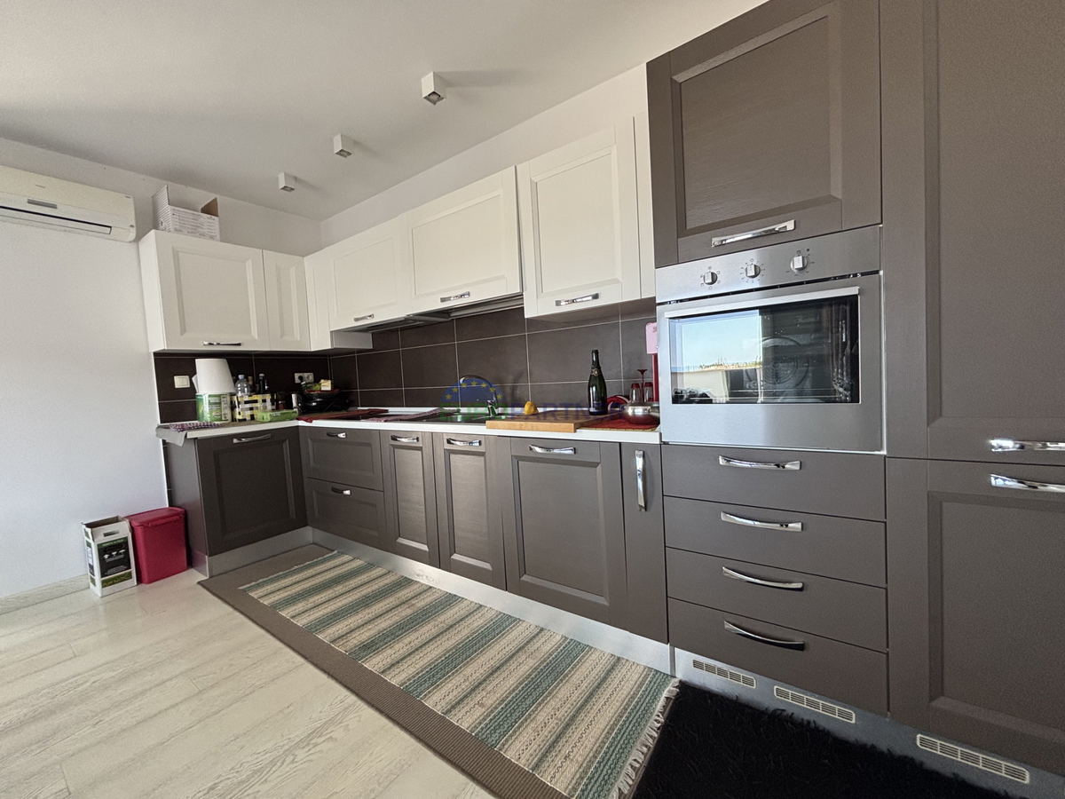 Istria, Novigrad, appartamento di design con vista mare