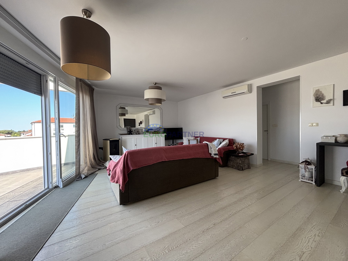 Istria, Novigrad, appartamento di design con vista mare