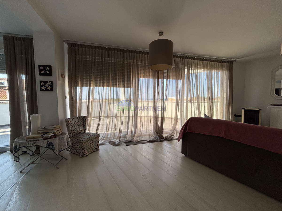 Istria, Novigrad, appartamento di design con vista mare