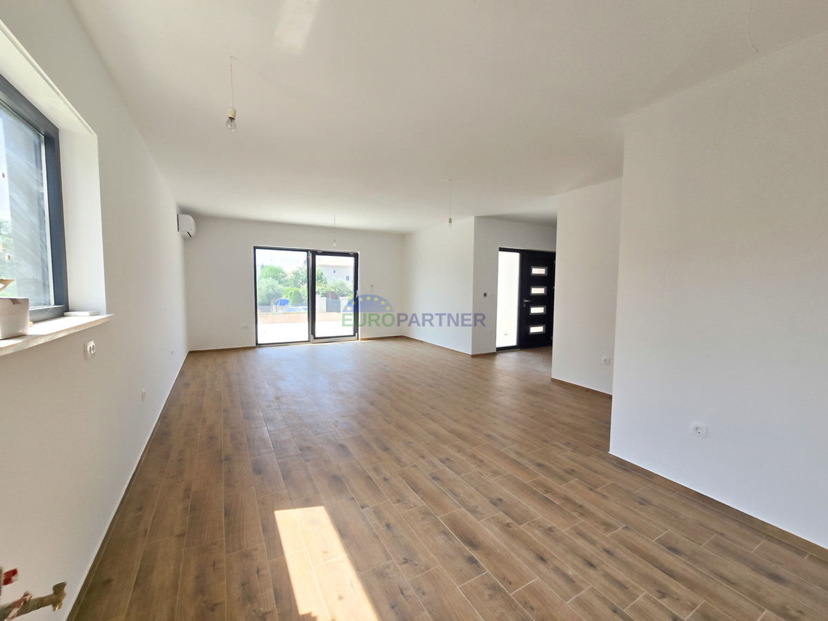 Villa moderna a 7 km da Parenzo, Istria