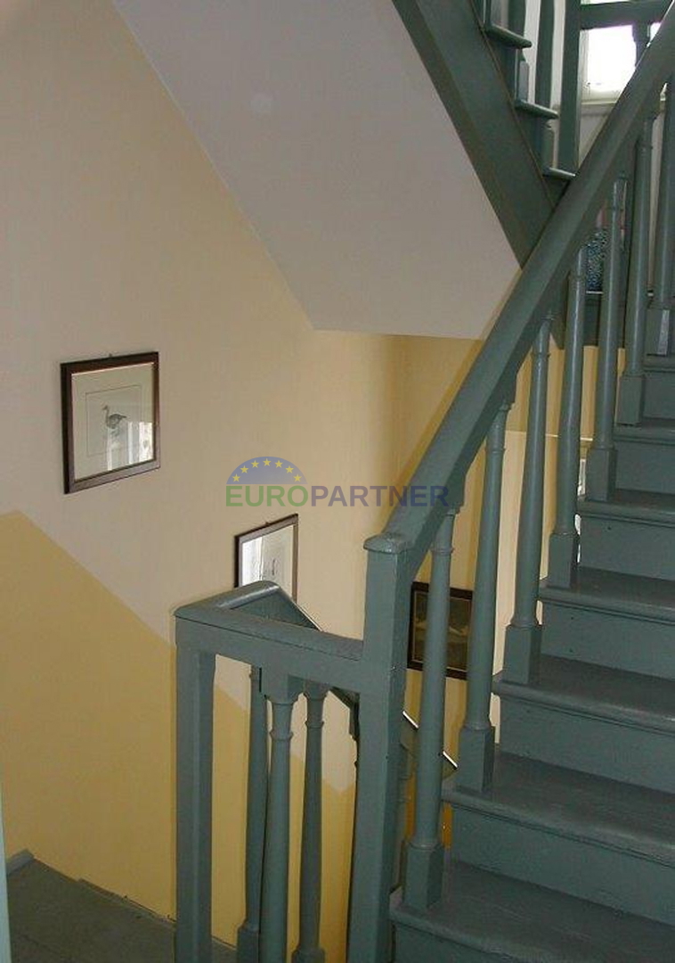 Istria, Rovigno, locale commerciale con appartamenti