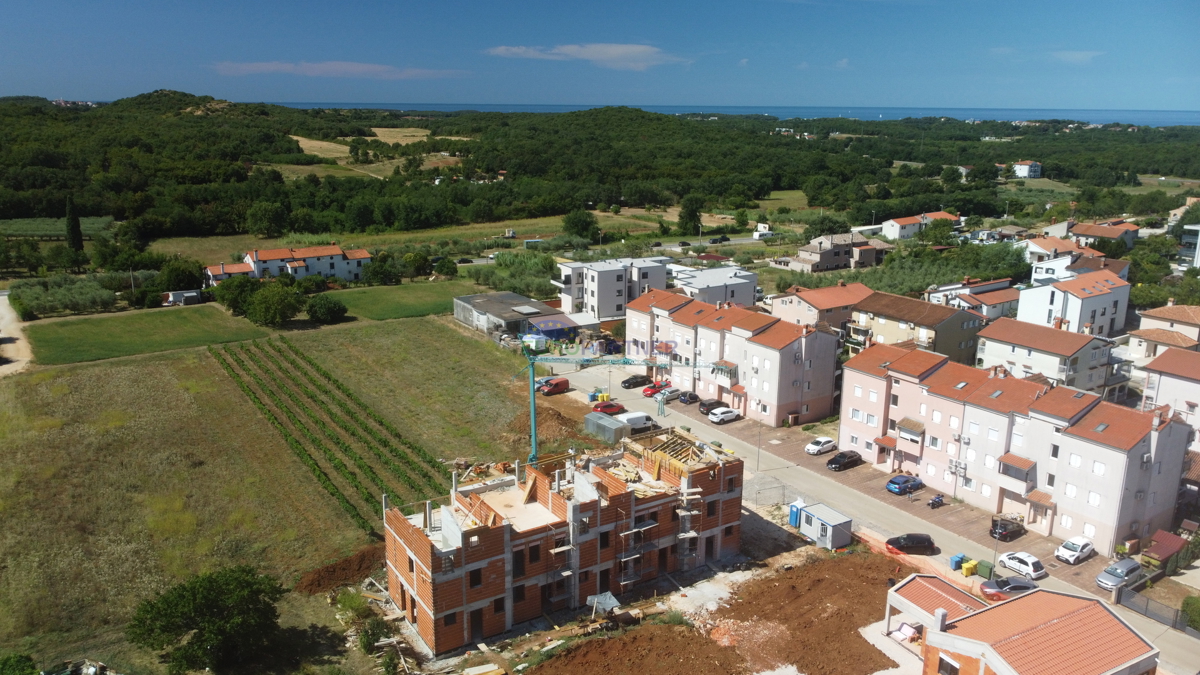 Istria, Parenzo, casa a schiera vicino a Parenzo