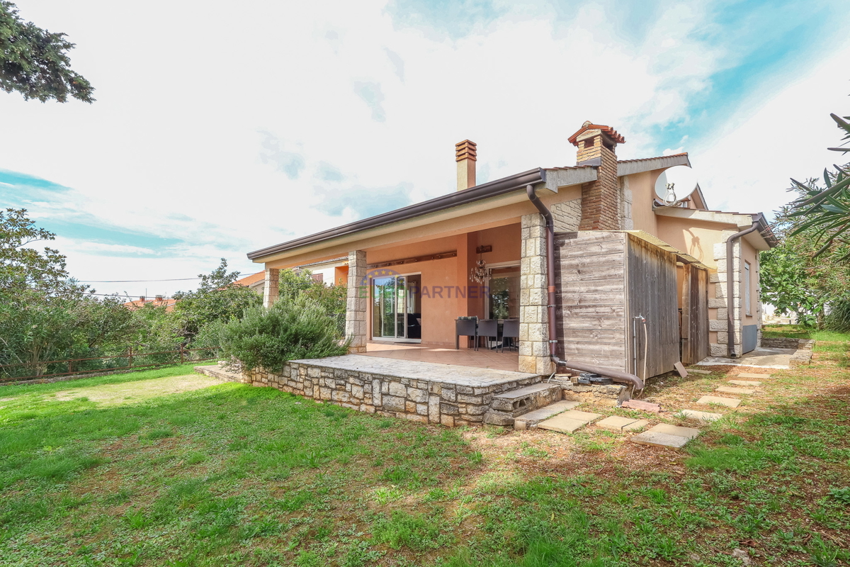 Villetta con vista mare, a 10 km da Parenzo