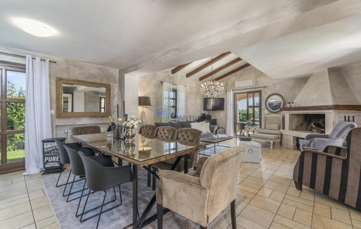 Bellissima villa in pietra con piscina, Višnjan