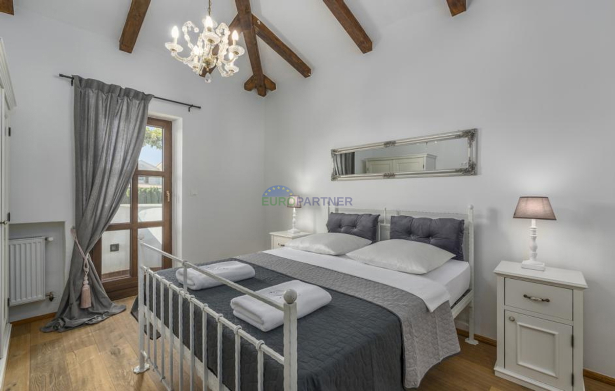 Bellissima villa in pietra con piscina, Višnjan