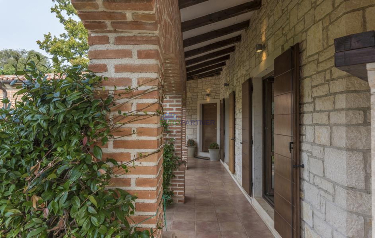 Bellissima villa in pietra con piscina, Višnjan
