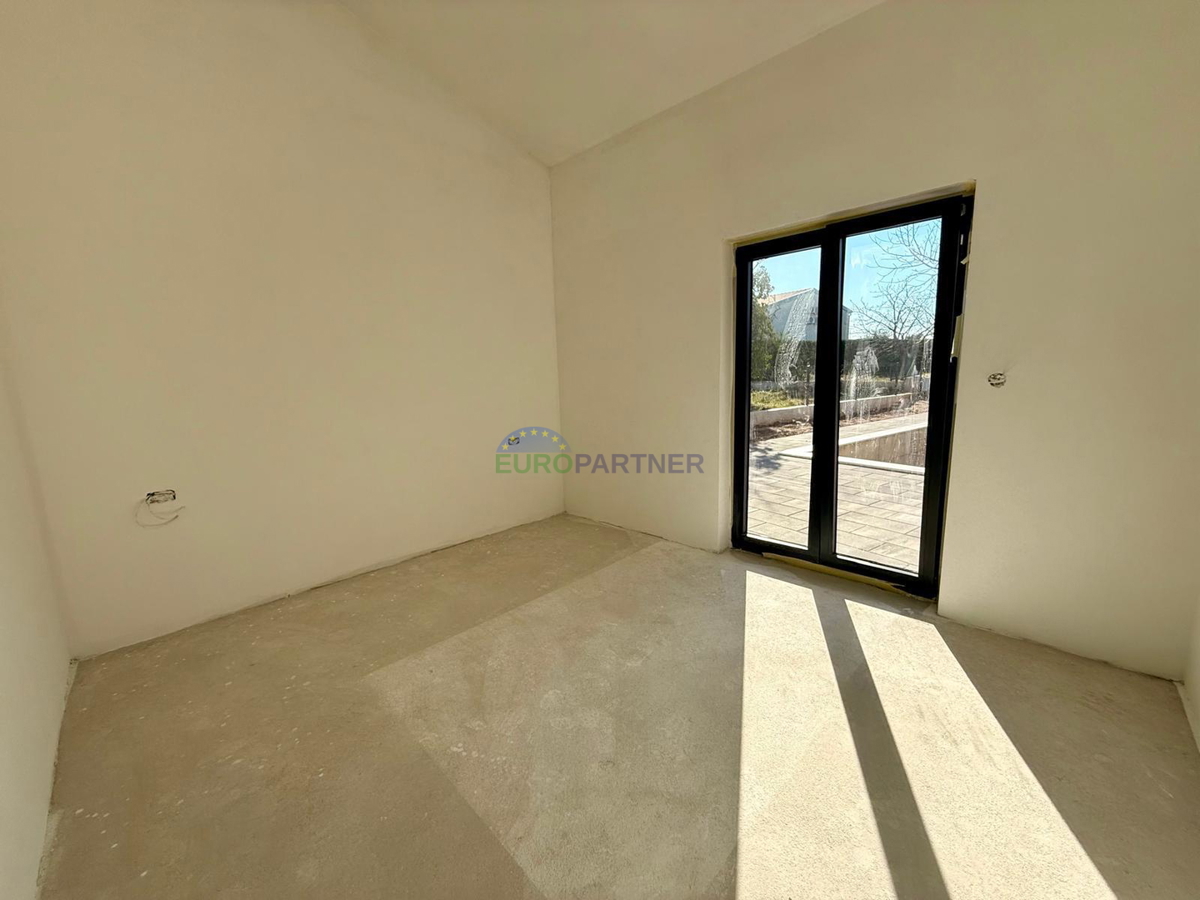 Casa bifamiliare con piscina, Parenzo, dintorni