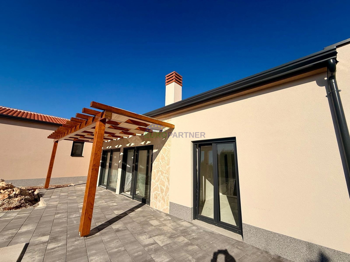 Casa bifamiliare con piscina, Parenzo, dintorni