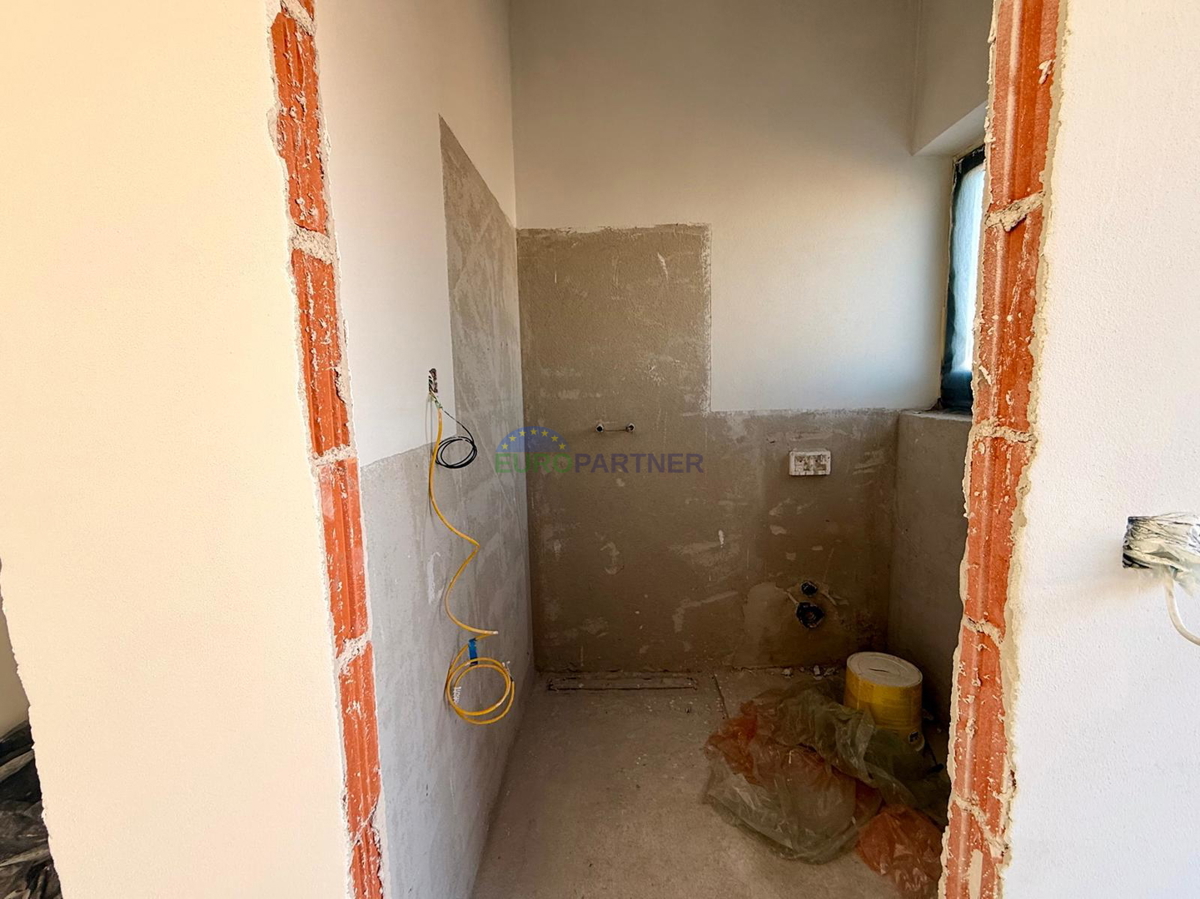 Casa bifamiliare con piscina, Parenzo, dintorni