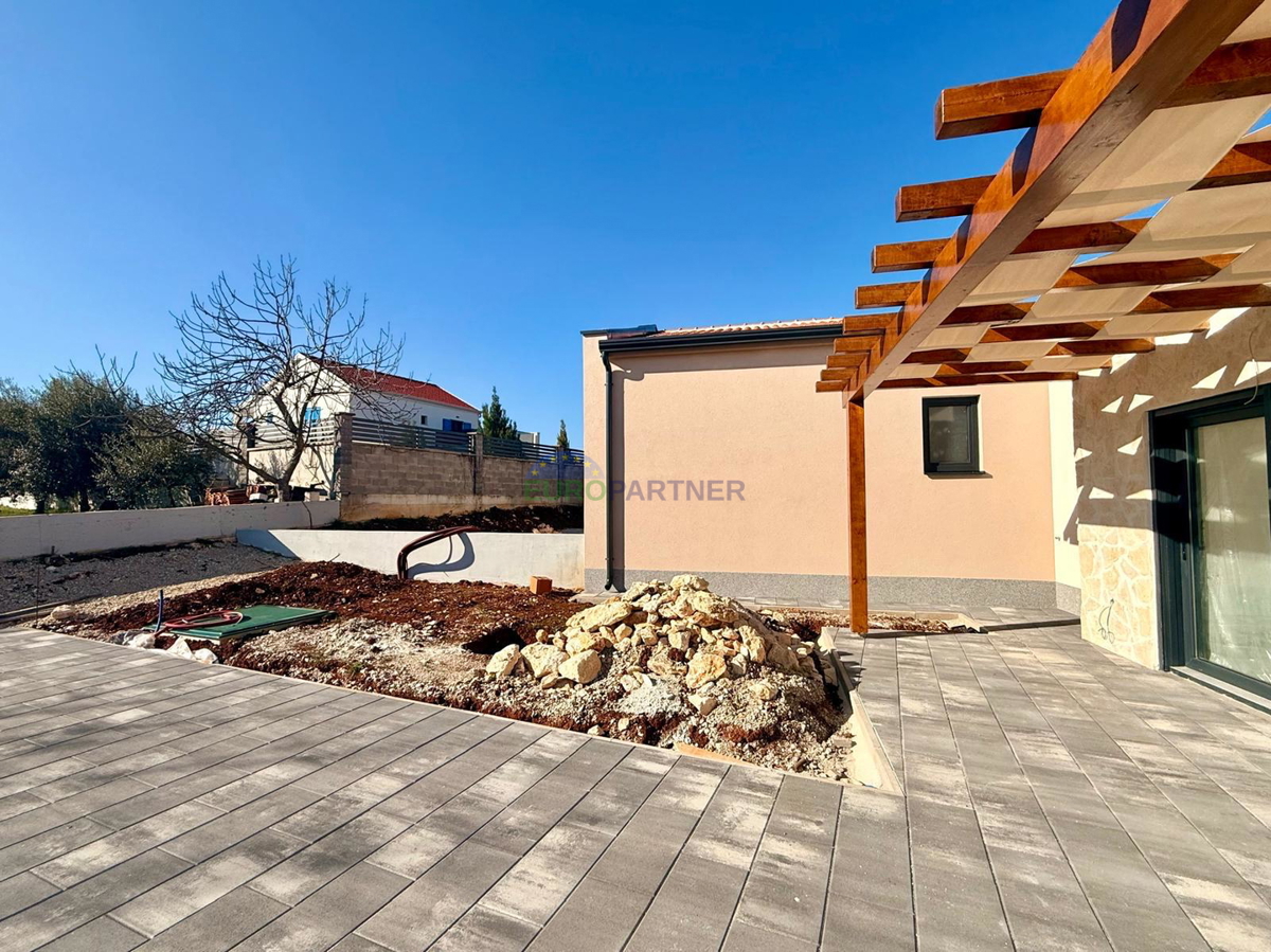 Casa bifamiliare con piscina, Parenzo, dintorni