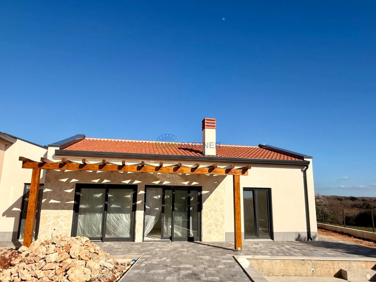 Casa bifamiliare con piscina, Parenzo, dintorni