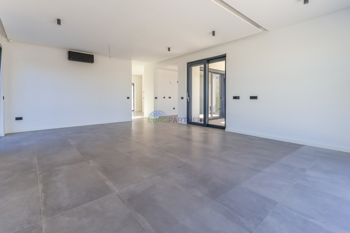 Parenzo - Villa indipendente con piscina