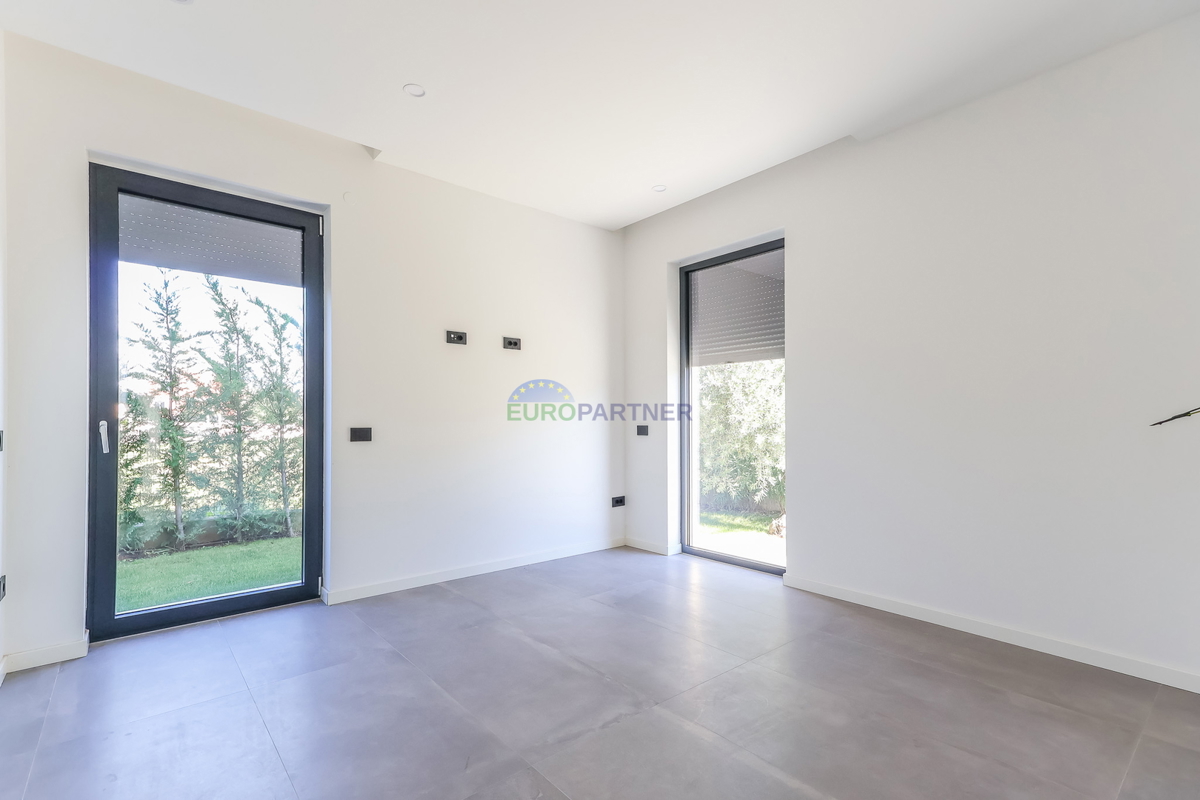Parenzo - Villa indipendente con piscina
