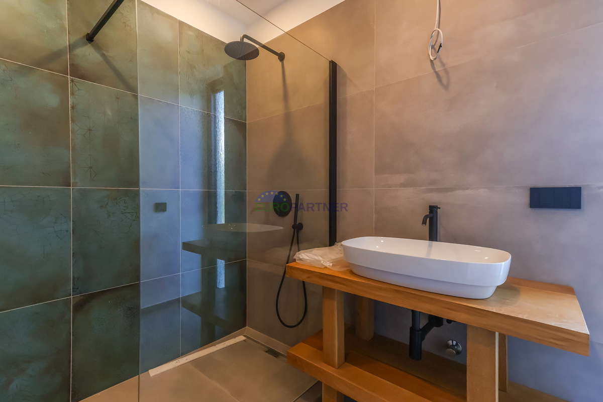 Parenzo - Villa indipendente con piscina