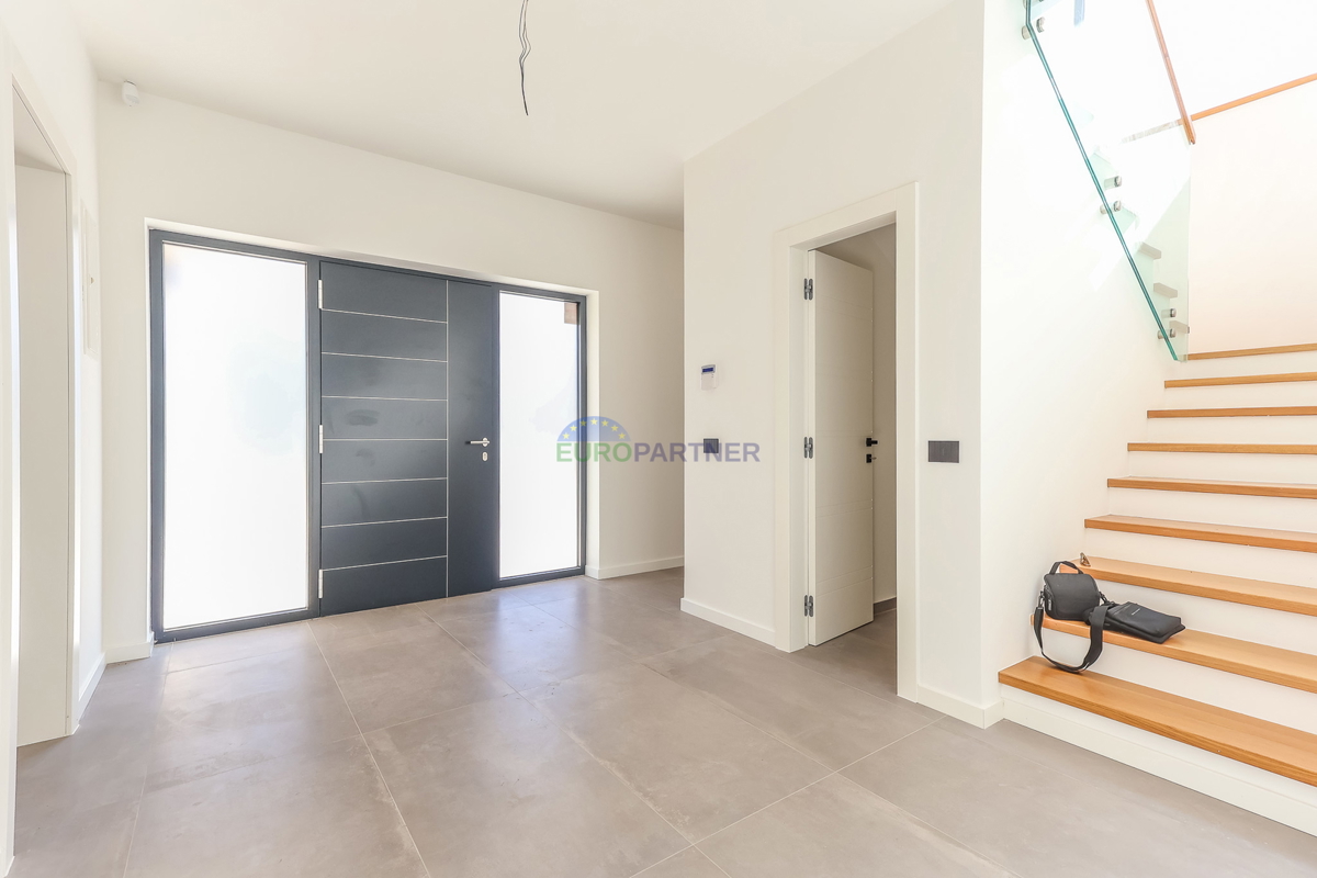 Parenzo - Villa indipendente con piscina