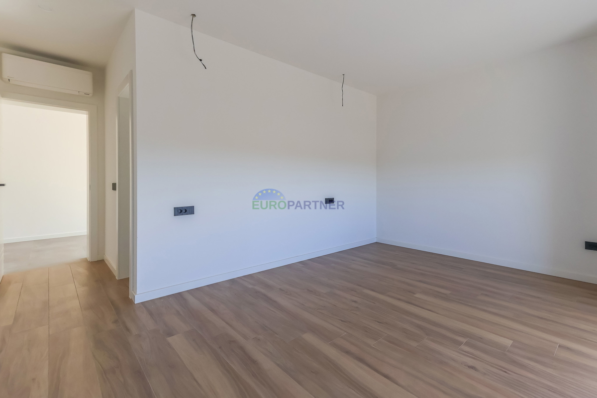 Parenzo - Villa indipendente con piscina