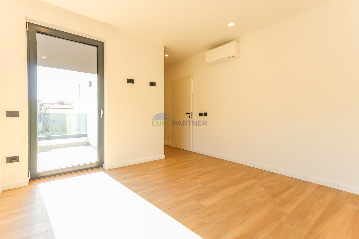 Parenzo - Villa indipendente con piscina