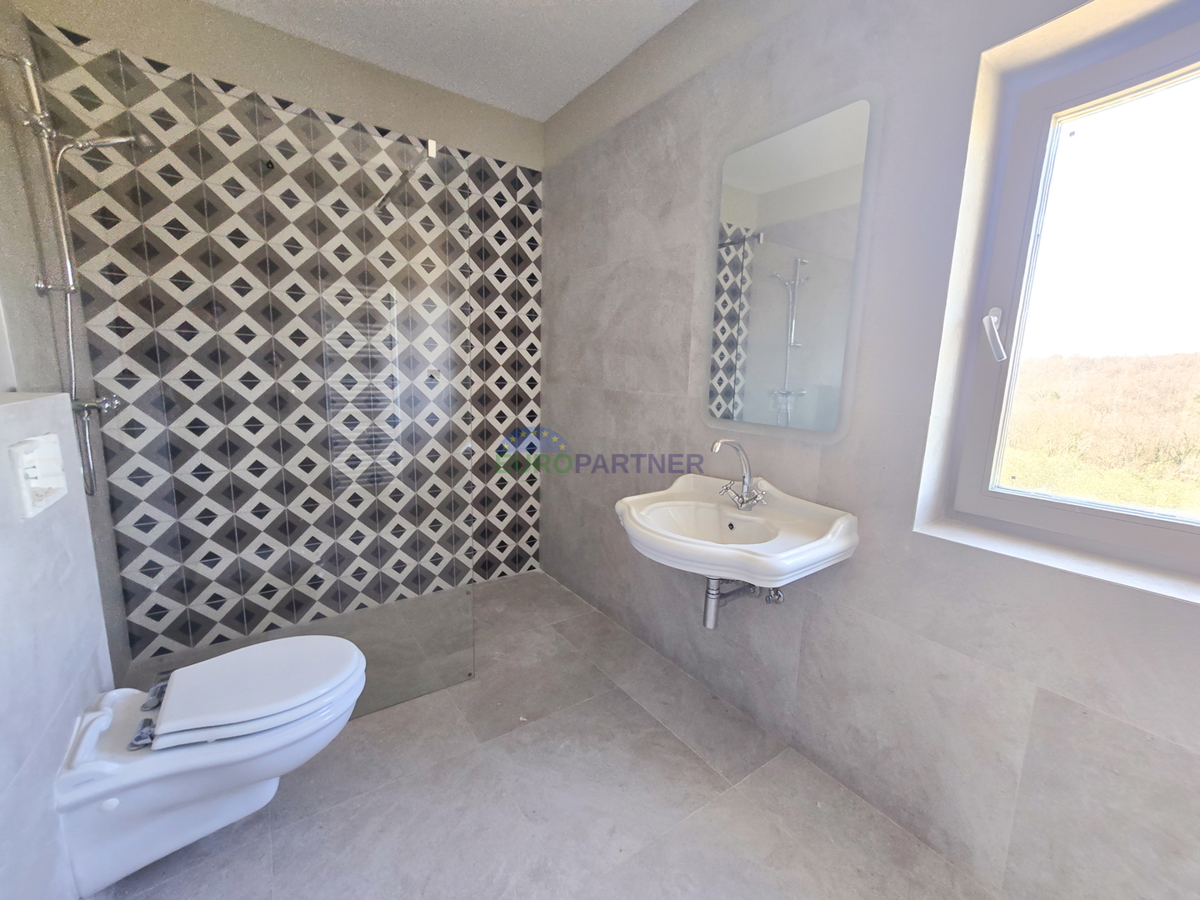 Casa, design moderno, con una bellissima vista