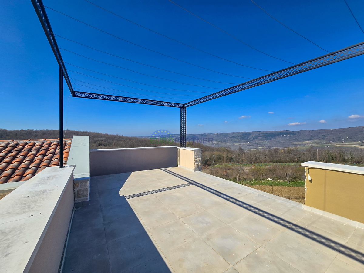 Casa, design moderno, con una bellissima vista