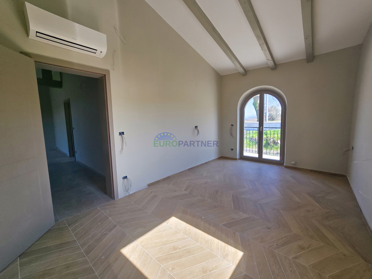 Casa, design moderno, con una bellissima vista