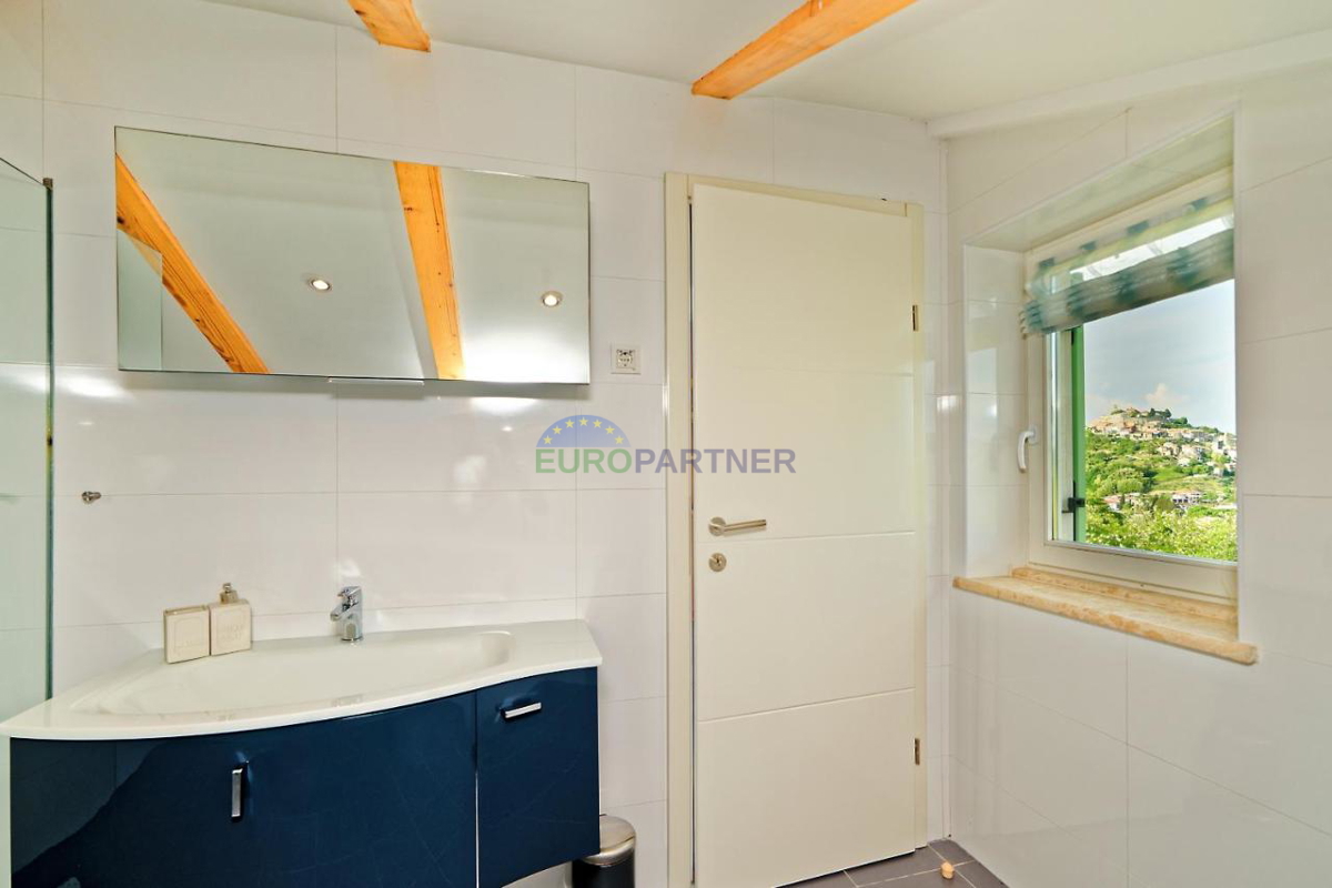 Villa con vista vicino a Montona