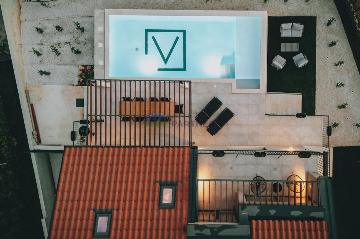 Una bella casa con giardino nel cuore dell&apos;Istria, vicino a Tinjan