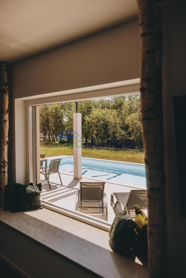 Una bella casa con giardino nel cuore dell&apos;Istria, vicino a Tinjan