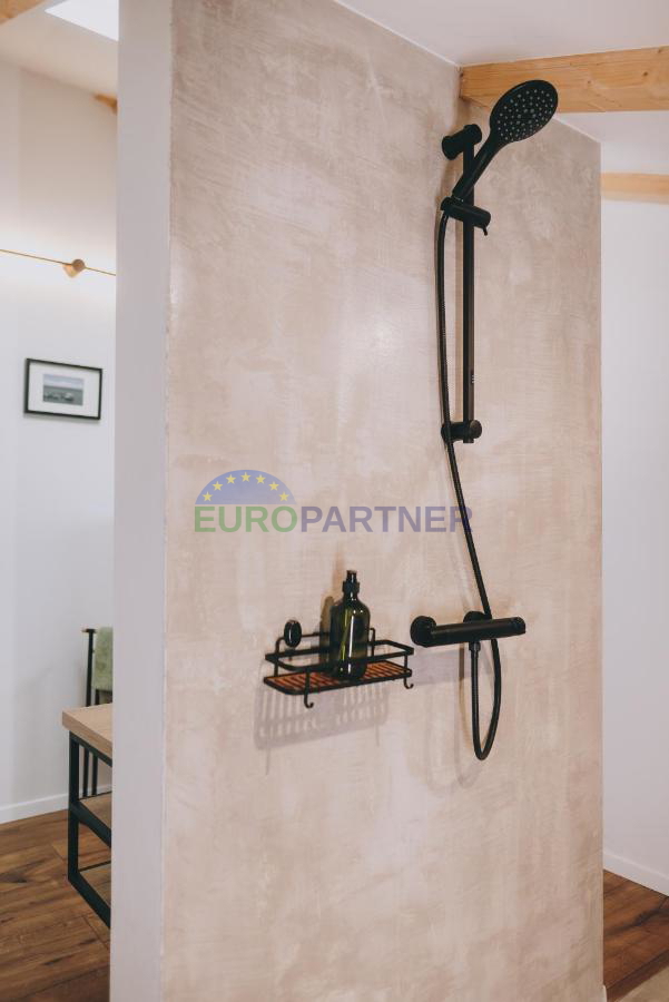 Una bella casa con giardino nel cuore dell&apos;Istria, vicino a Tinjan