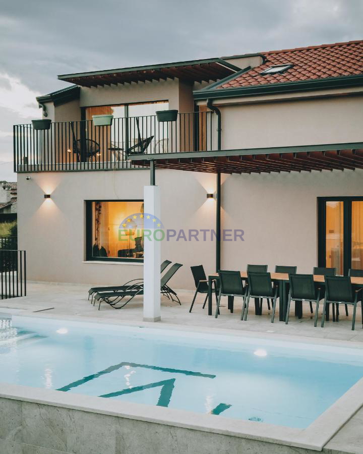 Una bella casa con giardino nel cuore dell&apos;Istria, vicino a Tinjan