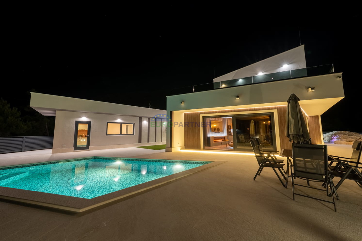 Villa di lusso con vista mare, Podstrana