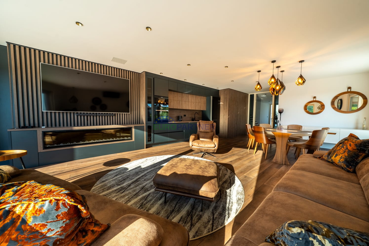 Villa di lusso con vista mare, Podstrana