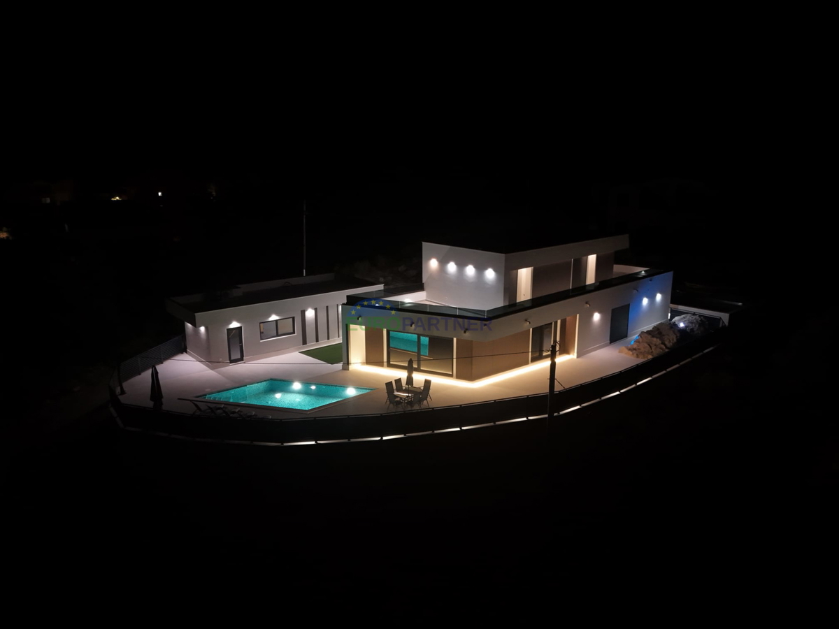 Villa di lusso con vista mare, Podstrana