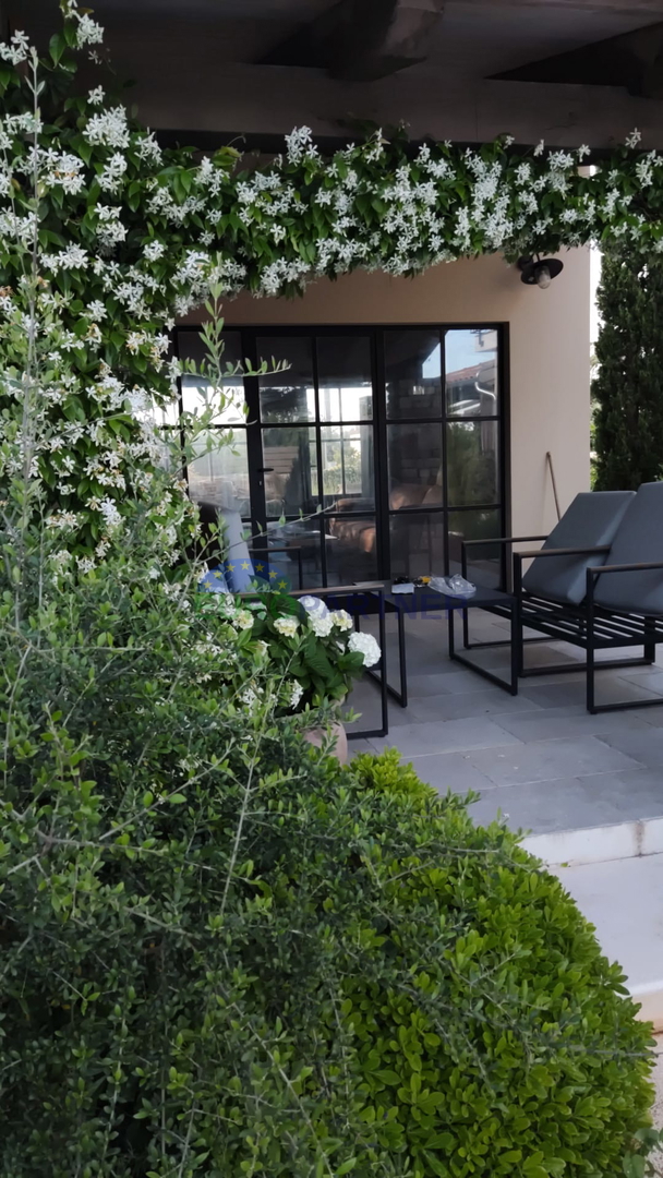 Istria, Svetvičenat, beautiful house with a swimming pool