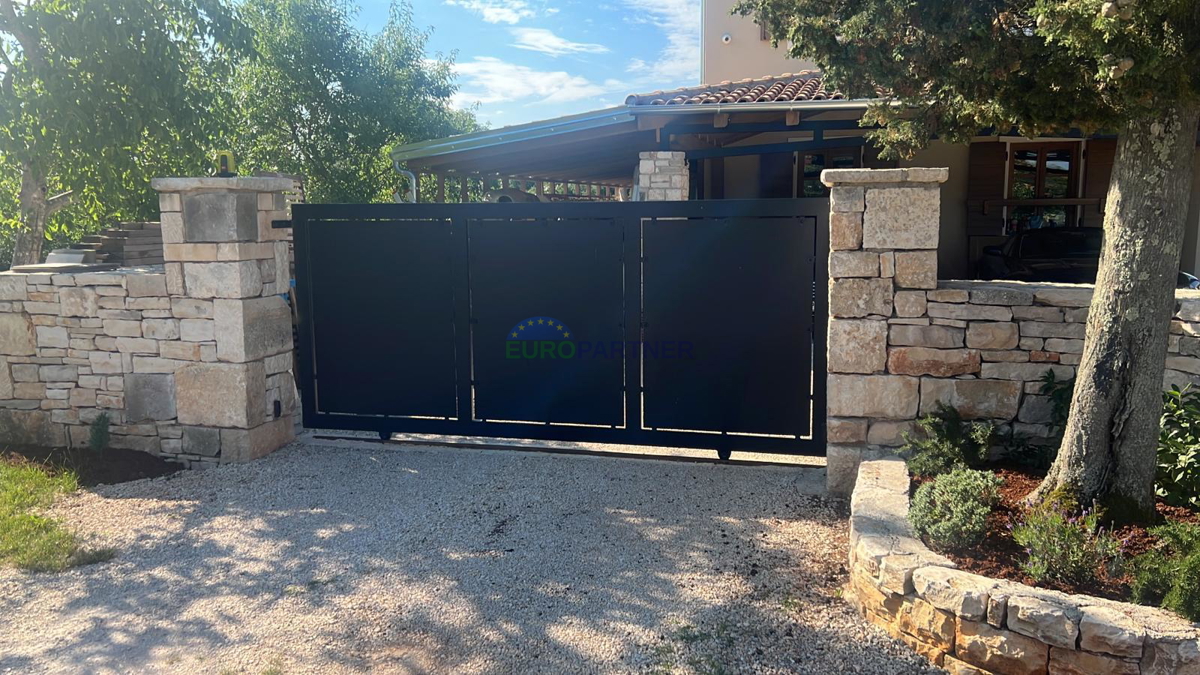 Istria, Svetvičenat, beautiful house with a swimming pool