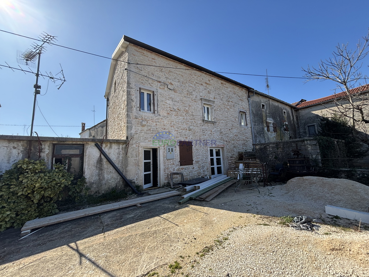 Istra, Rovinj, splendida casa in pietra nei dintorni di Rovigno