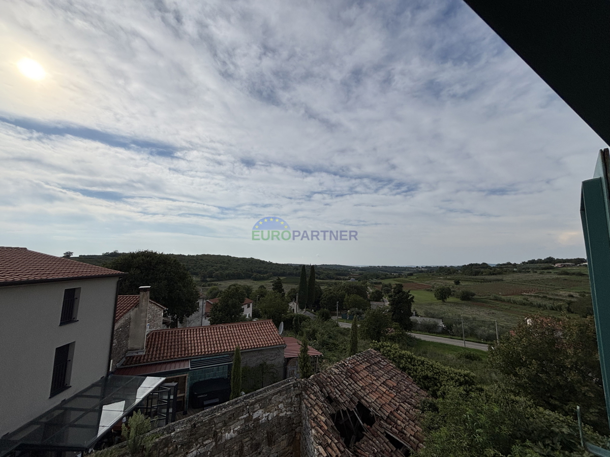 Istra, Vižinada, splendida casa in pietra che aspetta di essere completata secondo i vostri desideri