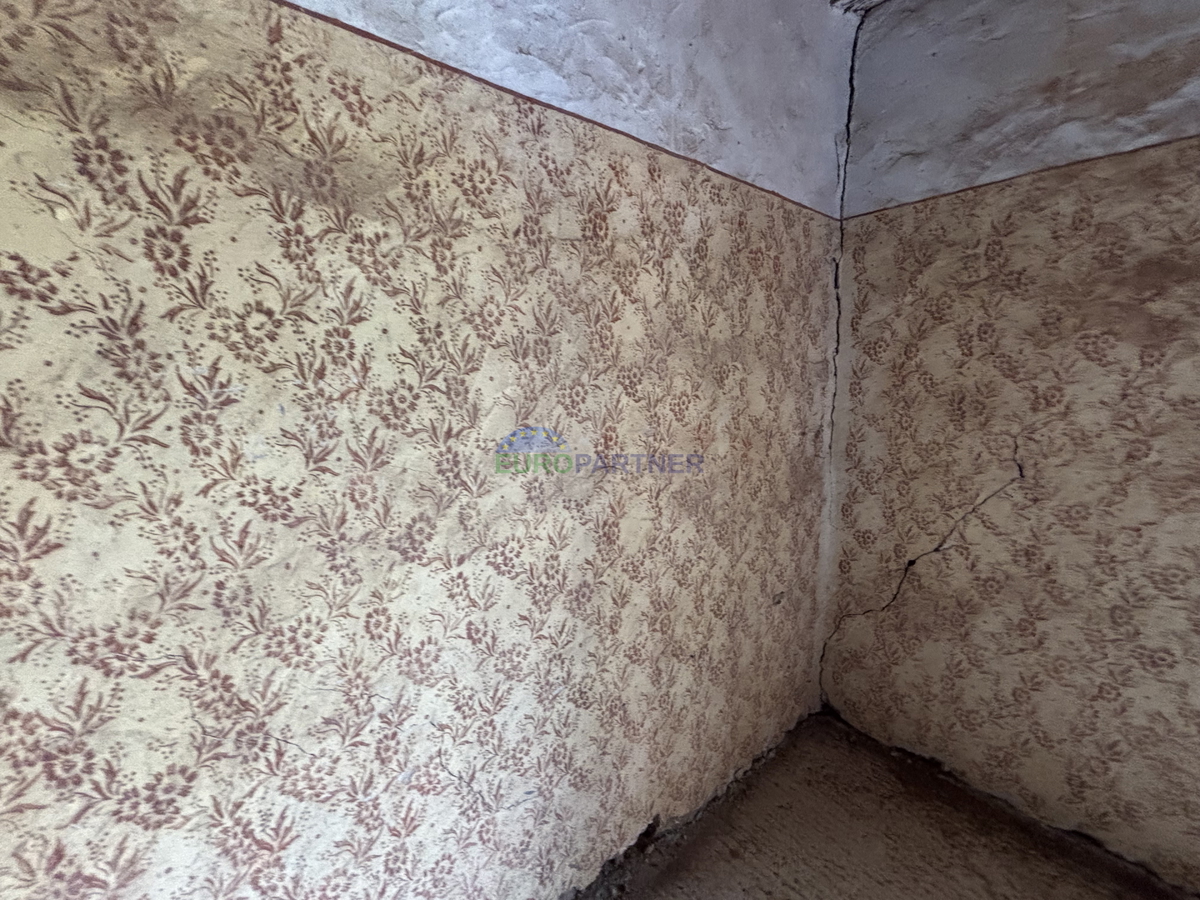 Istra, Vižinada, splendida casa in pietra che aspetta di essere completata secondo i vostri desideri